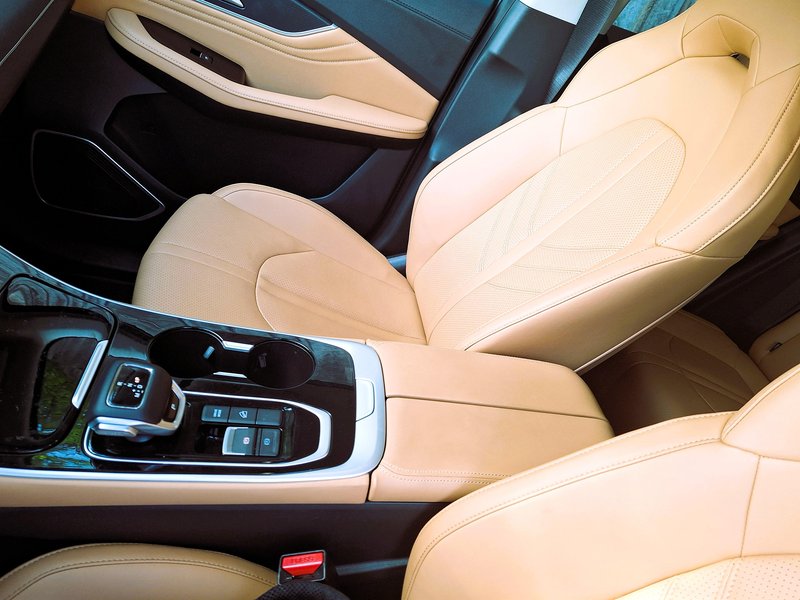 Test: Dongfeng Forthing T5 Evo – Začetek je bil obetaven, potem pa…