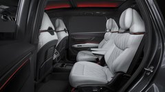 
                                                         Audi Q9 notranjost