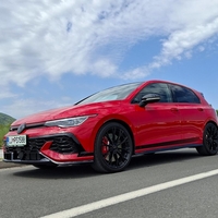 Test: Volkswagen Golf GTI Edition 50 - Slavospev legendarnemu imenu (ki menda ni niti labodji spev)