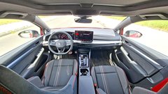 
                                                         Test: Volkswagen Golf GTI Edition 50 - Slavospev legendarnemu imenu (ki menda ni niti labodji spev)