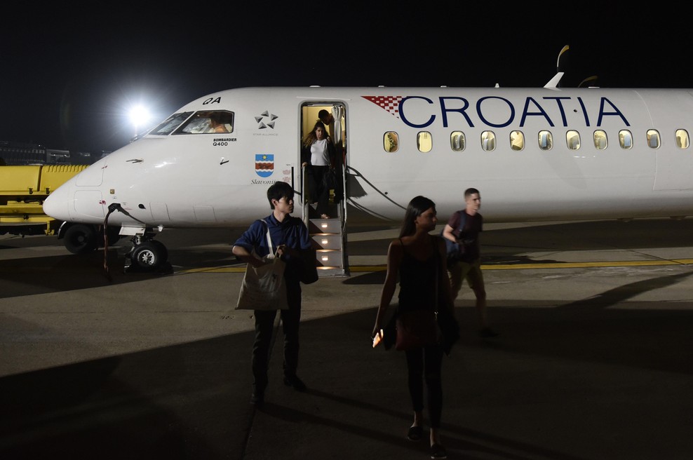 Letalo družbe Croatia Airlines doživelo nesrečo. Preverite kaj se je zgodilo v Splitu (foto: Žiga Živulović/BoBo)