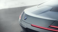 
                                                         BMW Alpina Concept V8
