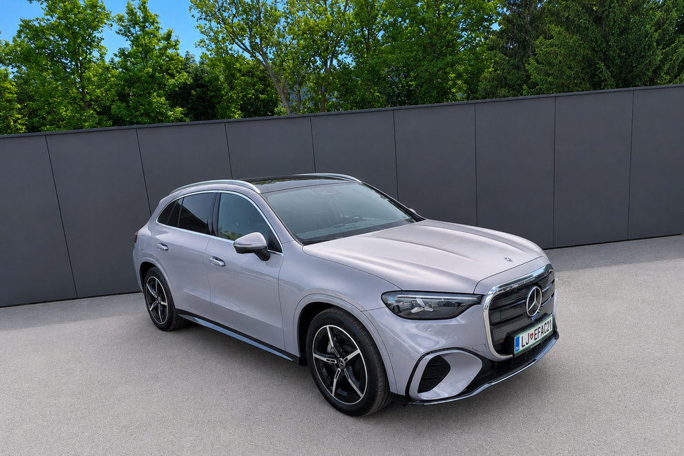 Novo v Sloveniji: Mercedes-Benz GLC – Odpiranje novega električnega poglavja
