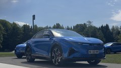 
                                                         Alpine A390