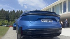 
                                                         Alpine A390