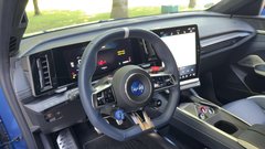 
                                                         Alpine A390