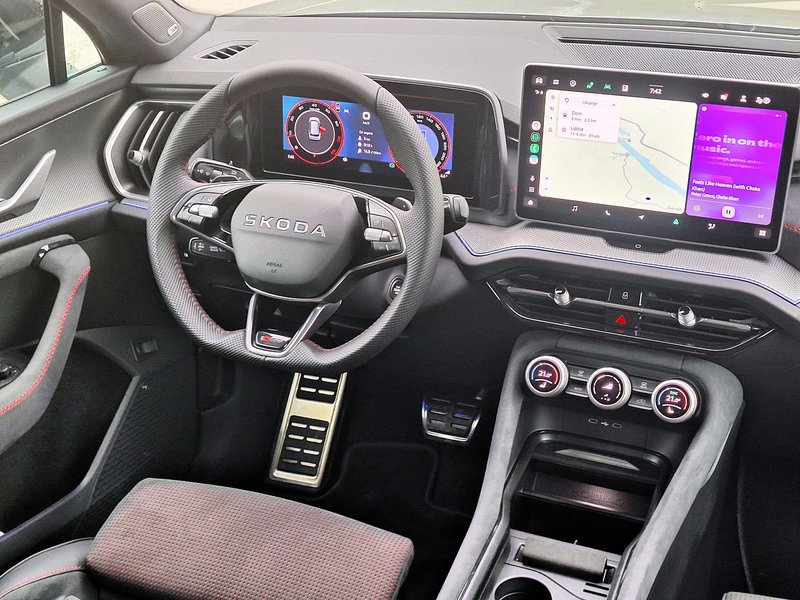 Test: Škoda Kodiaq RS 2.0 TSI 4x4 DSG – Športnost z očitnimi znamenji nezmernosti