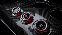 
                                                         Merdcedes-AMG GT 4-vratni