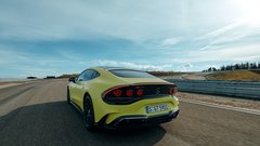
                                                         Merdcedes-AMG GT 4-vratni
