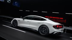 
                                                         Merdcedes-AMG GT 4-vratni