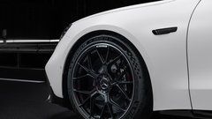 
                                                         Merdcedes-AMG GT 4-vratni