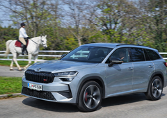 Test: Škoda Kodiaq RS 2.0 TSI 4x4 DSG – Športnost z očitnimi znamenji nezmernosti