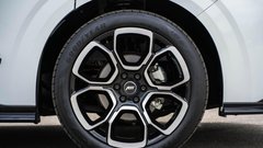 Športne začimbe in velika kolesa za Volkswagnova dostavnika