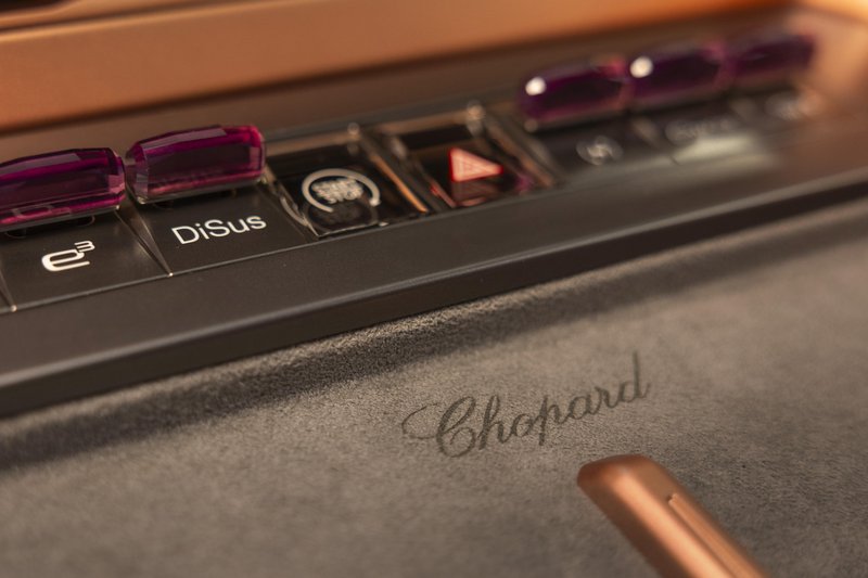 DENZA Chopard Z9GT