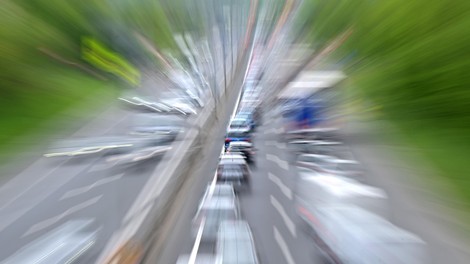 Ta konec tedna bo na cestah znova pestro, saj je marsikje podaljšan. To bodo najbolj obremenjeni odseki