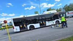 
                                                         Na cesti za vsakldanji kruh, na poligonu za naslove državnih prvakov
