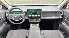 
                                                         Test: Leapmotor B10 EV - Korektno? Morda celo več kot le to …