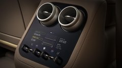 
                                                         Ferrari Luce