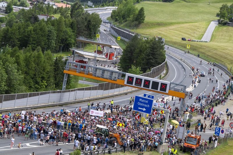 Prelaz Brenner - popolna zapora - protest