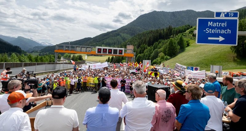 Prelaz Brenner - popolna zapora - protest