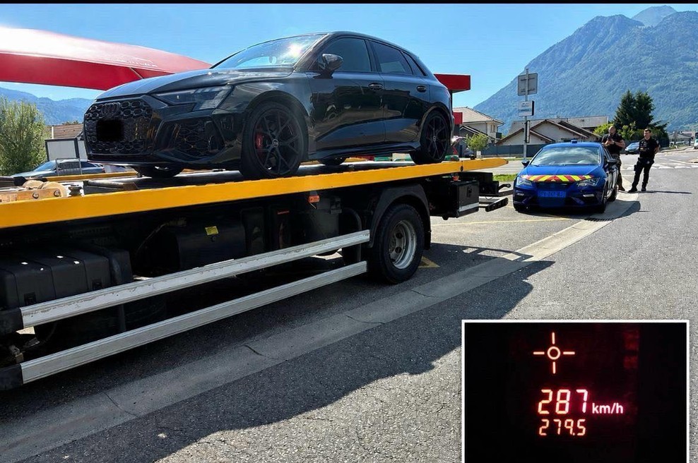 Zaseg Audija zaradi divjanja. Ga bo sploh kdaj še dobil nazaj? (foto: Facebook/Gendarmerie de la Haute-Savoie﻿)