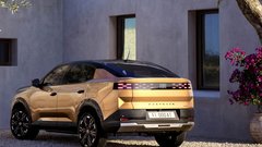 Iz Fiatovega brloga prihajata dva medveda, ki bosta zastraševala tekmece