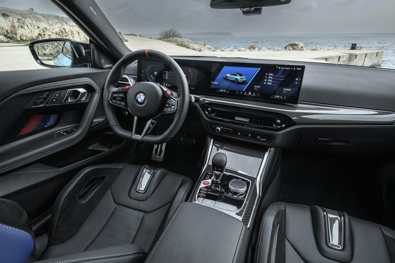 BMW M2 xDrive