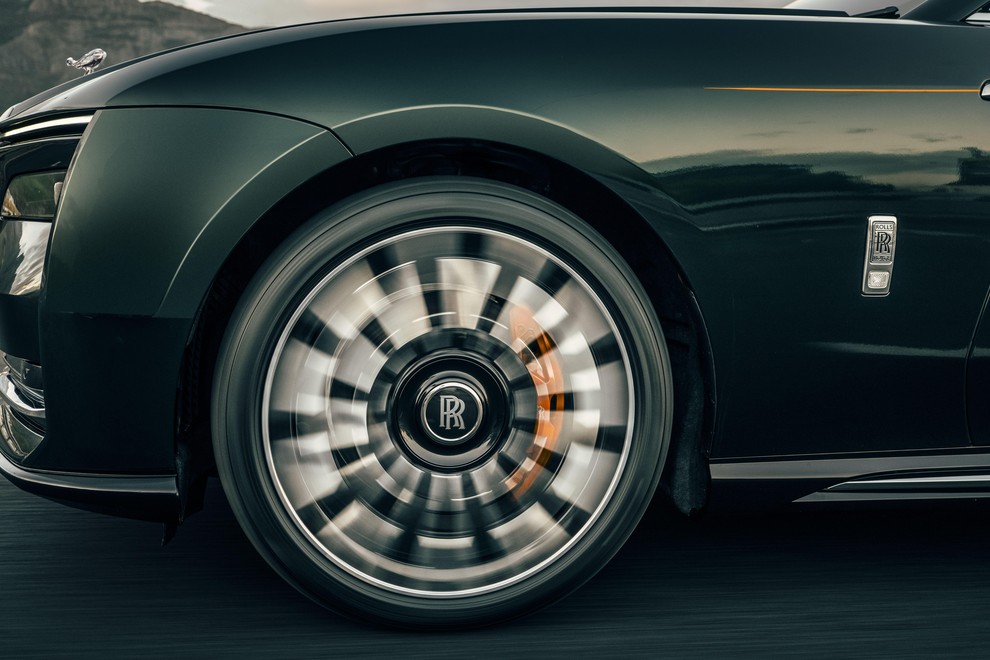 Rolls-Royce Spectre Series II