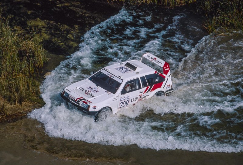 Rusi so bili prepričani, da se je ta sovjetski avtomobil izkazal za boljšega od mnogih tujih