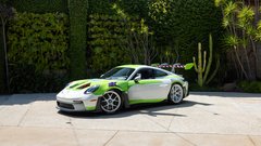 
                                                         Porsche 911 - Svet igrač