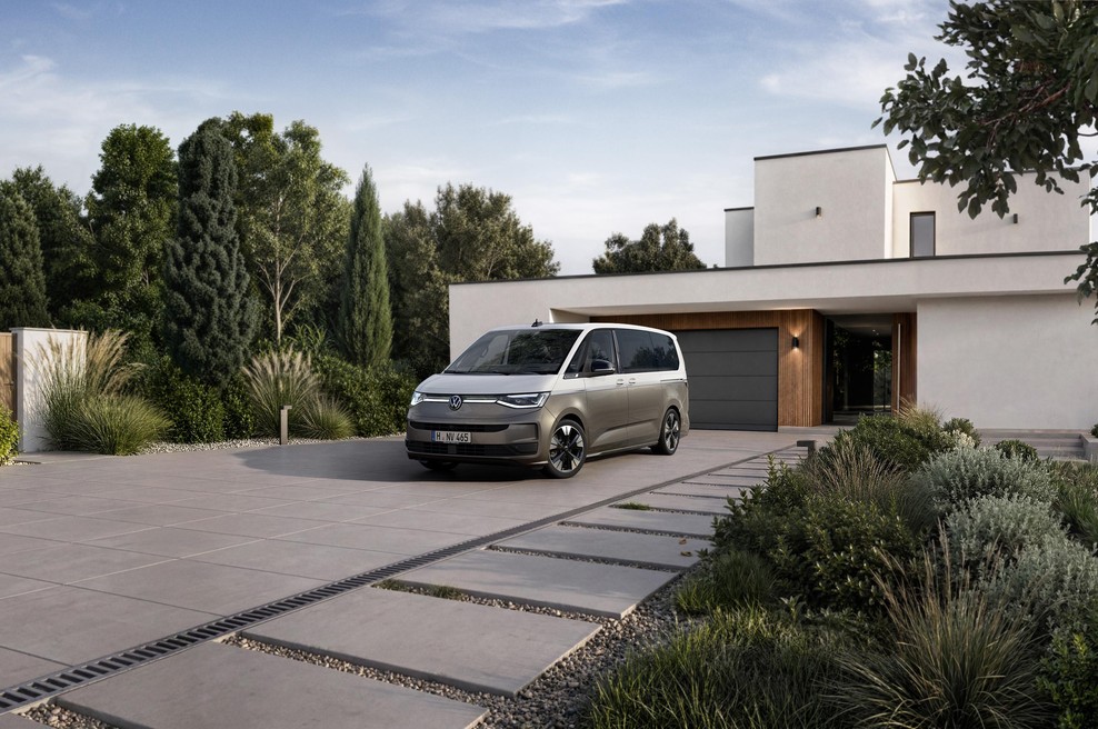 Prenova: Volkswagen Multivan in California - evolucija priljubljenih "Bullijev" (foto: Volkswagen)