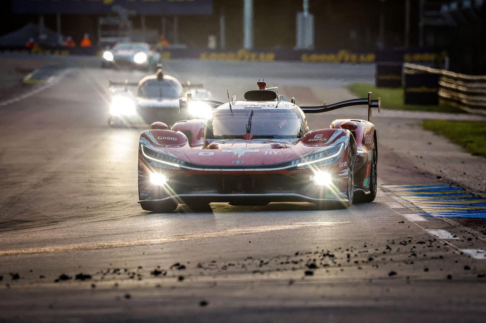 Ferrarijeva prevlada končana. Na vrhu znova Japonci (foto: Profimedia)