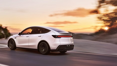 Tesla mora vpoklicati skoraj tri milijone avtomobilov: težava je tam, kjer je marsikdo sploh ne bi pričakoval