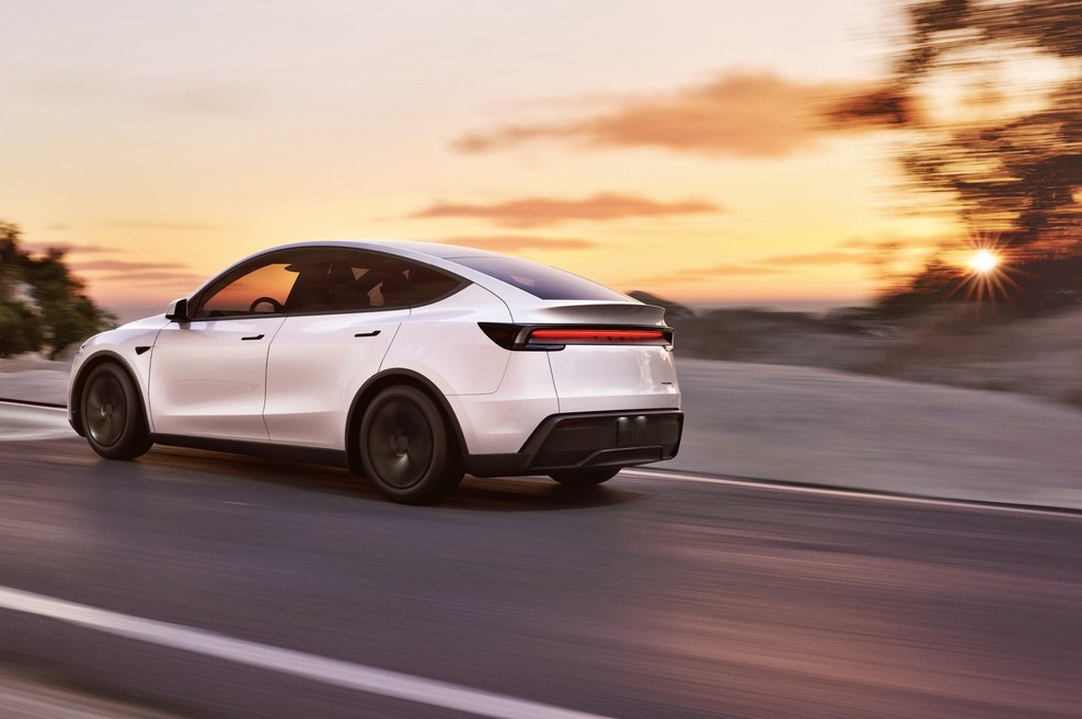 Tesla mora vpoklicati skoraj tri milijone avtomobilov: težava je tam, kjer je marsikdo sploh ne bi pričakoval (foto: Tesla)