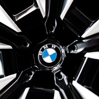 Pozabite na vse, kar ste vedeli o električnih avtomobilih: BMW pripravlja pravo zverino, zaradi katere bo vse drugače