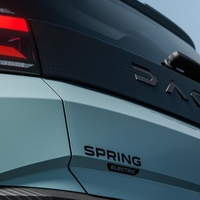 Uradno: novi Dacia Spring se v novomeškem Revozu pridružuje Renaultu Twingu