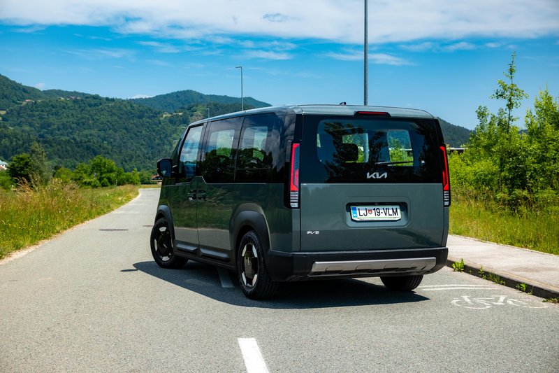 Kia PV5 Passenger