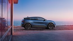 
                                                         Renault Megane E-Tech Electric - prenova