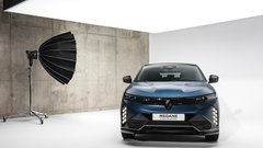 
                                                         Renault Megane E-Tech Electric - prenova