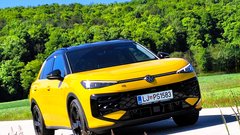 
                                                         Test: VW T-Roc 1.5 eTSI R-Line – Najresnejši kandidat za glavno vlogo
