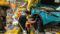 Nissan v globoki krizi, zdaj še spor med upravo in neubogljivimi delničarji