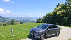 
                                                         Test: Vinfast VF8 - Tega pa nisem pričakoval ...