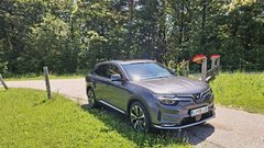 
                                                         Test: Vinfast VF8 - Tega pa nisem pričakoval ...