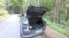 
                                                         Test: Vinfast VF8 - Tega pa nisem pričakoval ...