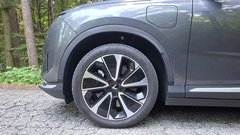 
                                                         Test: Vinfast VF8 - Tega pa nisem pričakoval ...