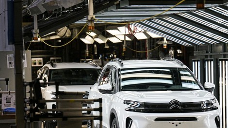 Citroënovi avtomobili prihajajo iz Belorusije, pravzaprav iz dežele svile. Je Stellantis spet izgubil nadzor?