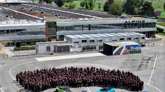 
                                                         Slovo z orošenimi očmi: izdelali so zadnji bencinski Alpine A110