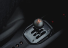 Ferrari 12cilindri manuale - 12-valjniku so nataknili ročni menjalnik. Pa je dejansko ročni?