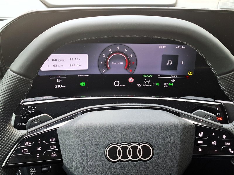Test: Audi Q3 Sportback 2.0 TFSI Quattro S-Line - Atletska drža in tekmovalna miselnost