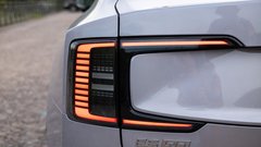 
                                                         Volvo ES90
